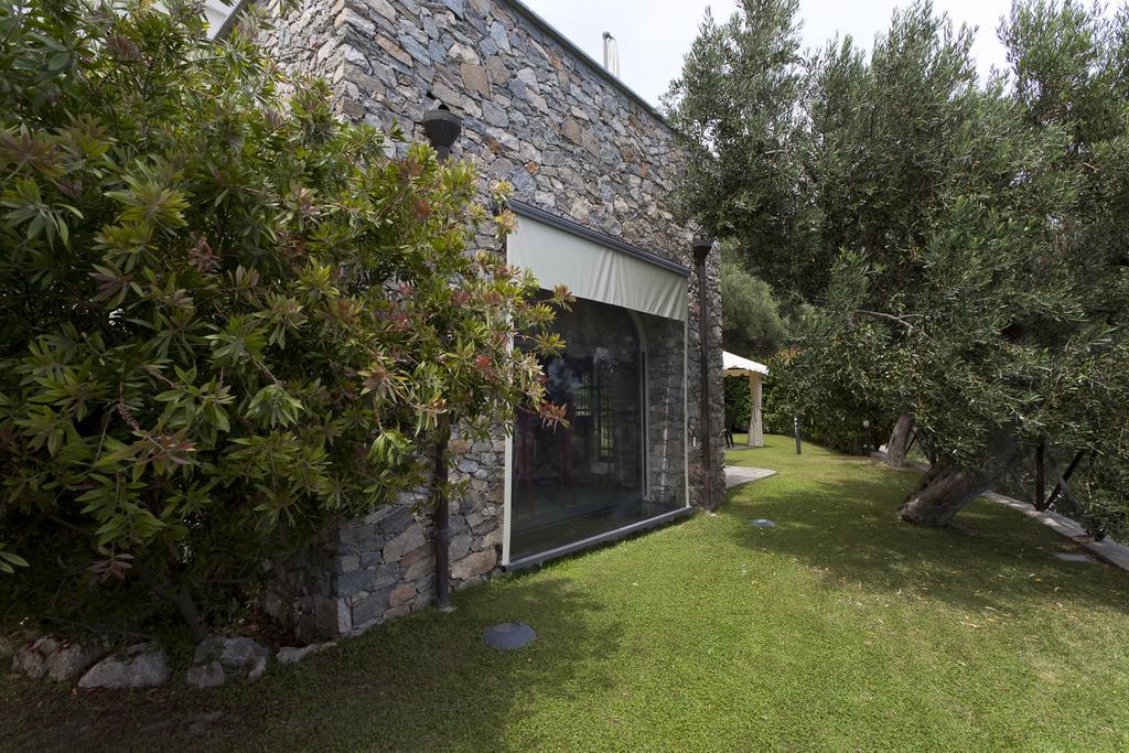 Villa Degli Ulivi B&B Finale Ligure Exterior photo